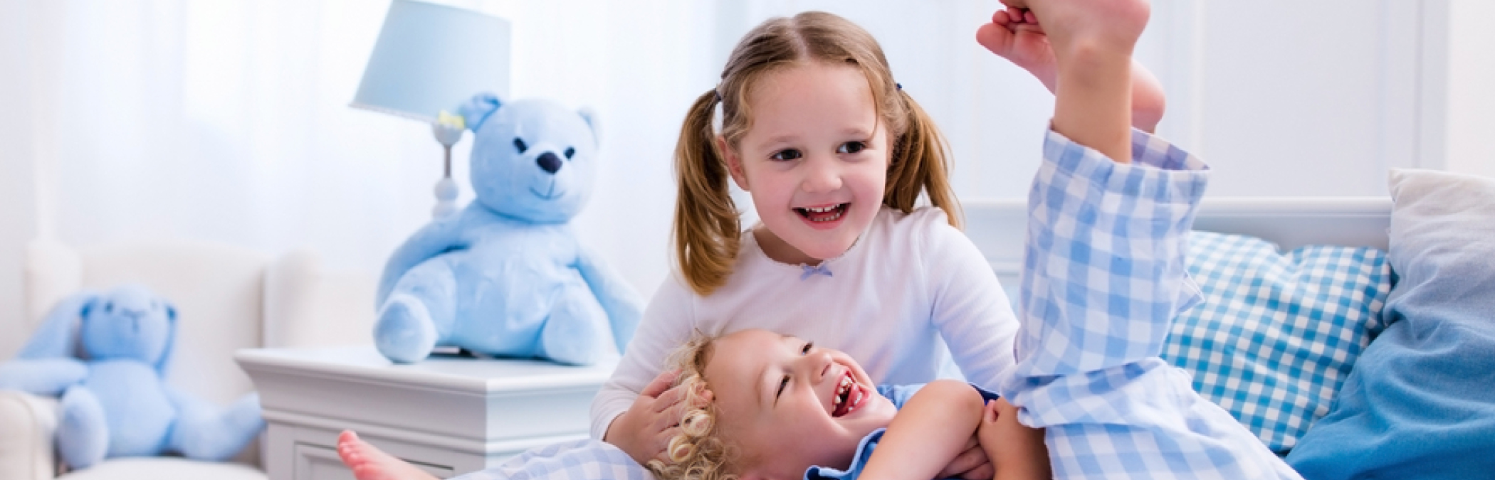 traveling nanny & hotel babysitters available for hotels and visitors